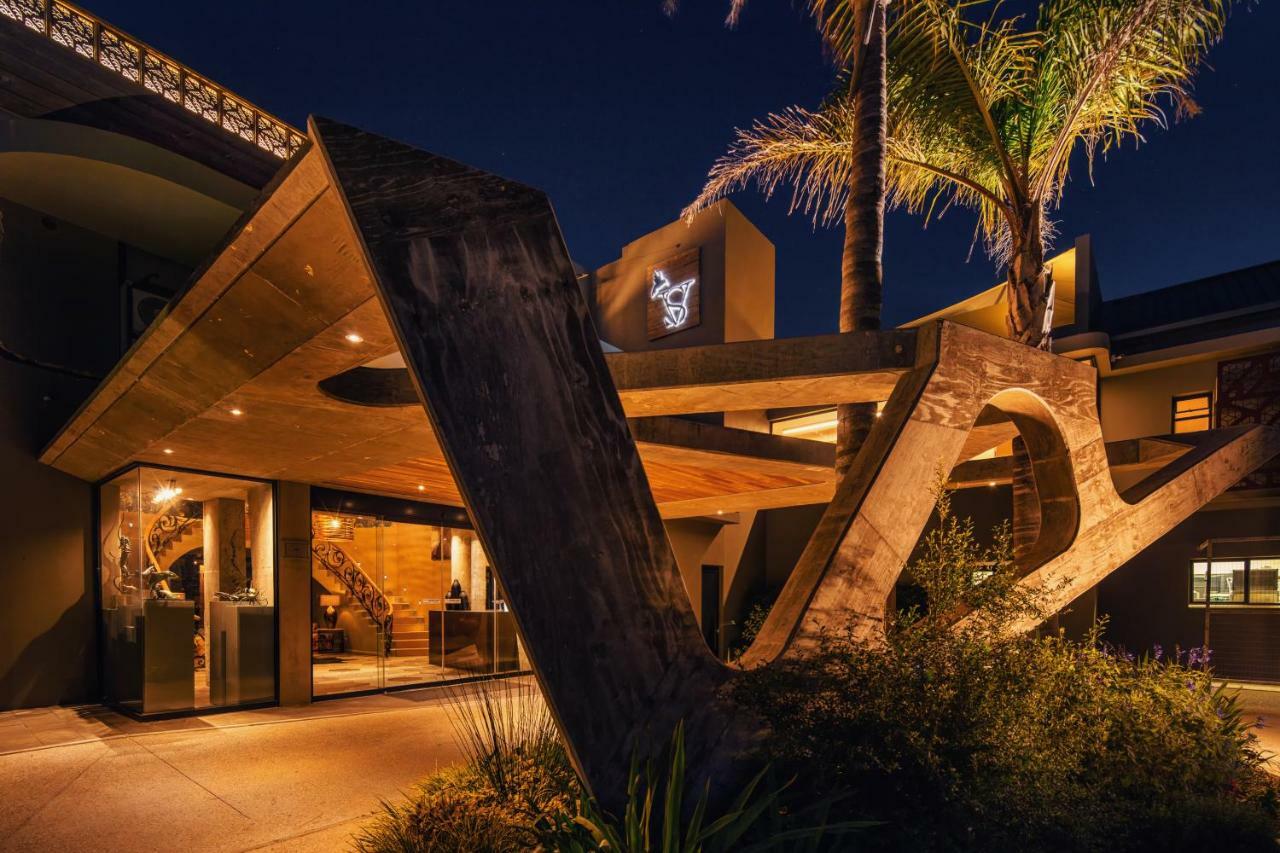 Sky Villa Boutique Hotel By Raw Africa Collection Plettenberg Bay Exterior photo The entrance to the hotel